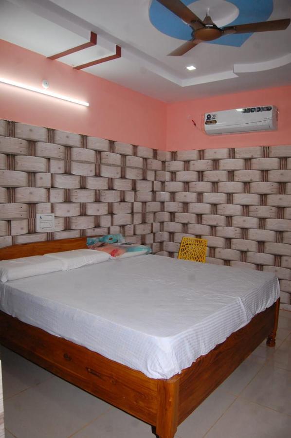 Prasanna Laxmi Residency 바드라찰람 외부 사진